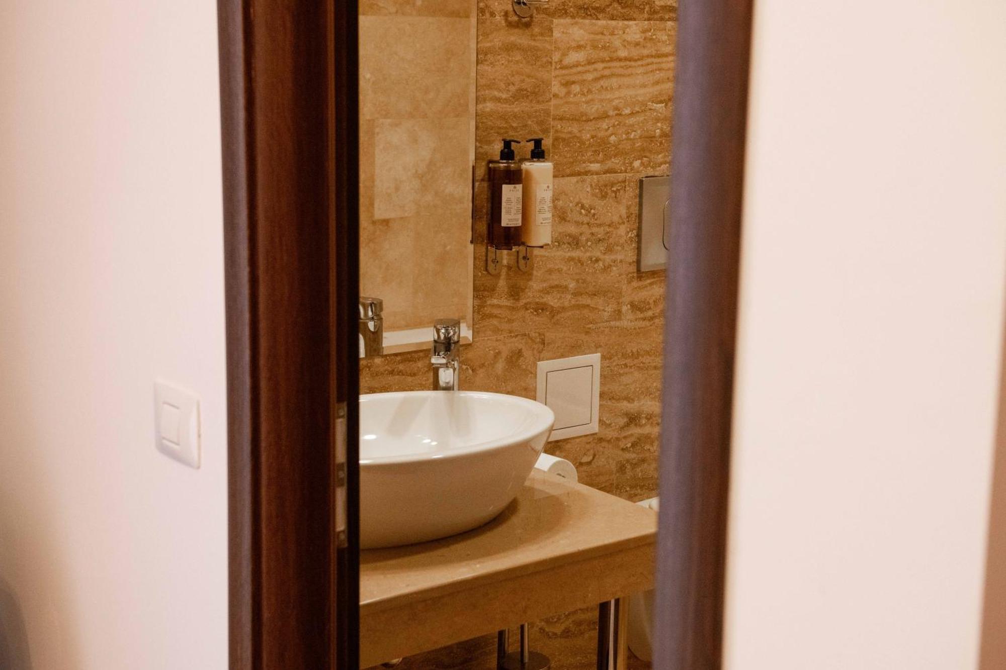 Bucharest Airport Accomodation Aparthotel Otopeni Εξωτερικό φωτογραφία