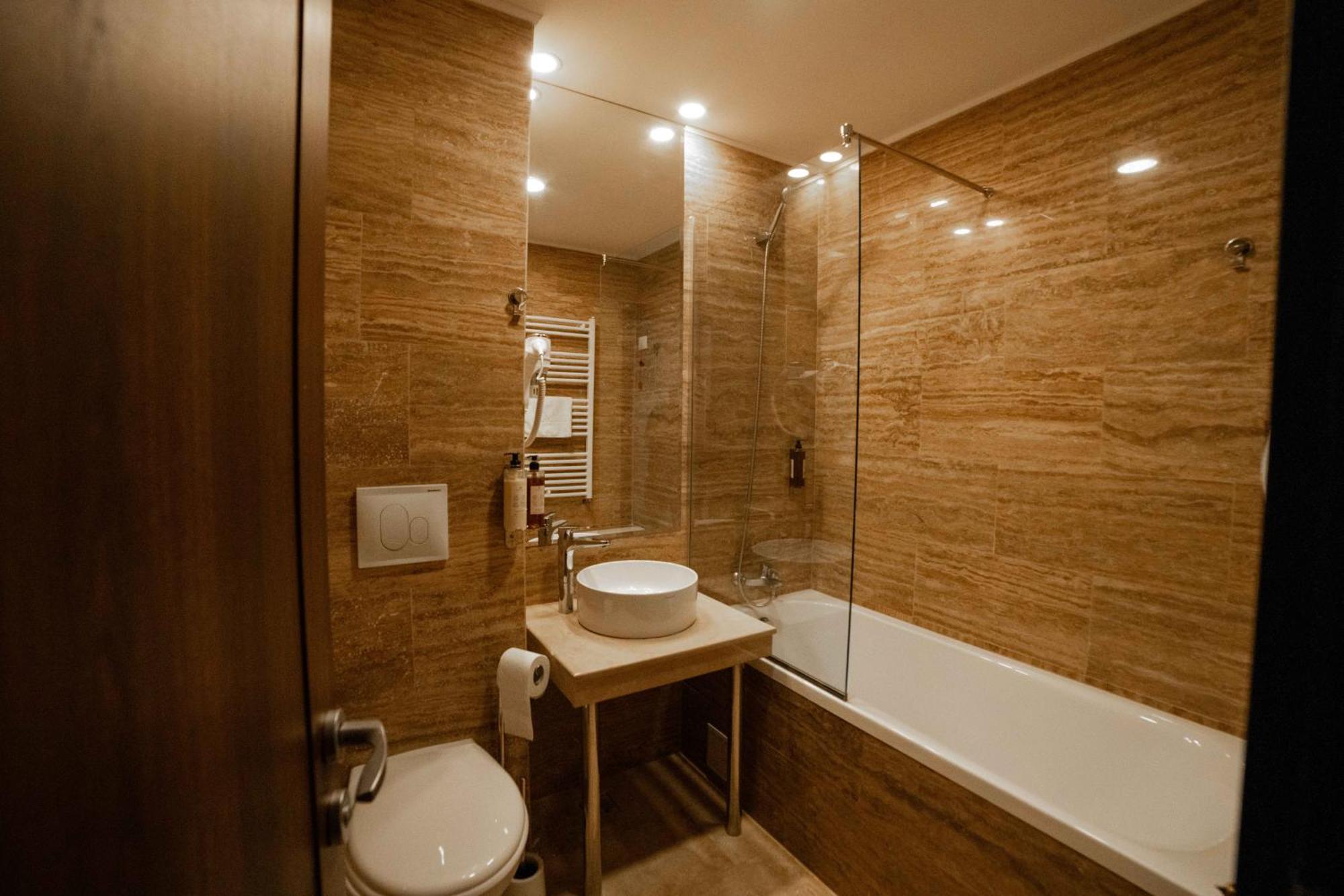 Bucharest Airport Accomodation Aparthotel Otopeni Εξωτερικό φωτογραφία
