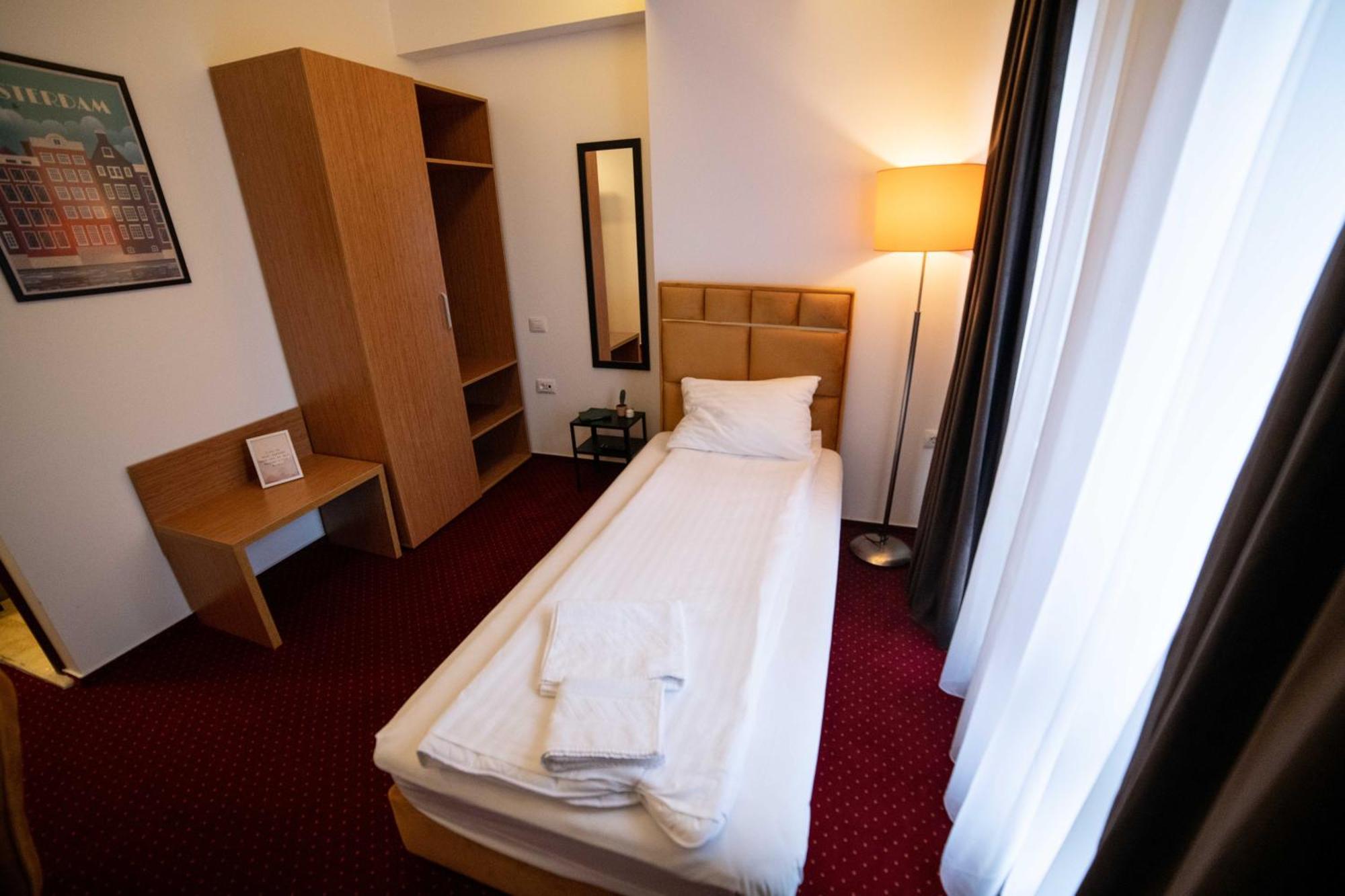 Bucharest Airport Accomodation Aparthotel Otopeni Εξωτερικό φωτογραφία