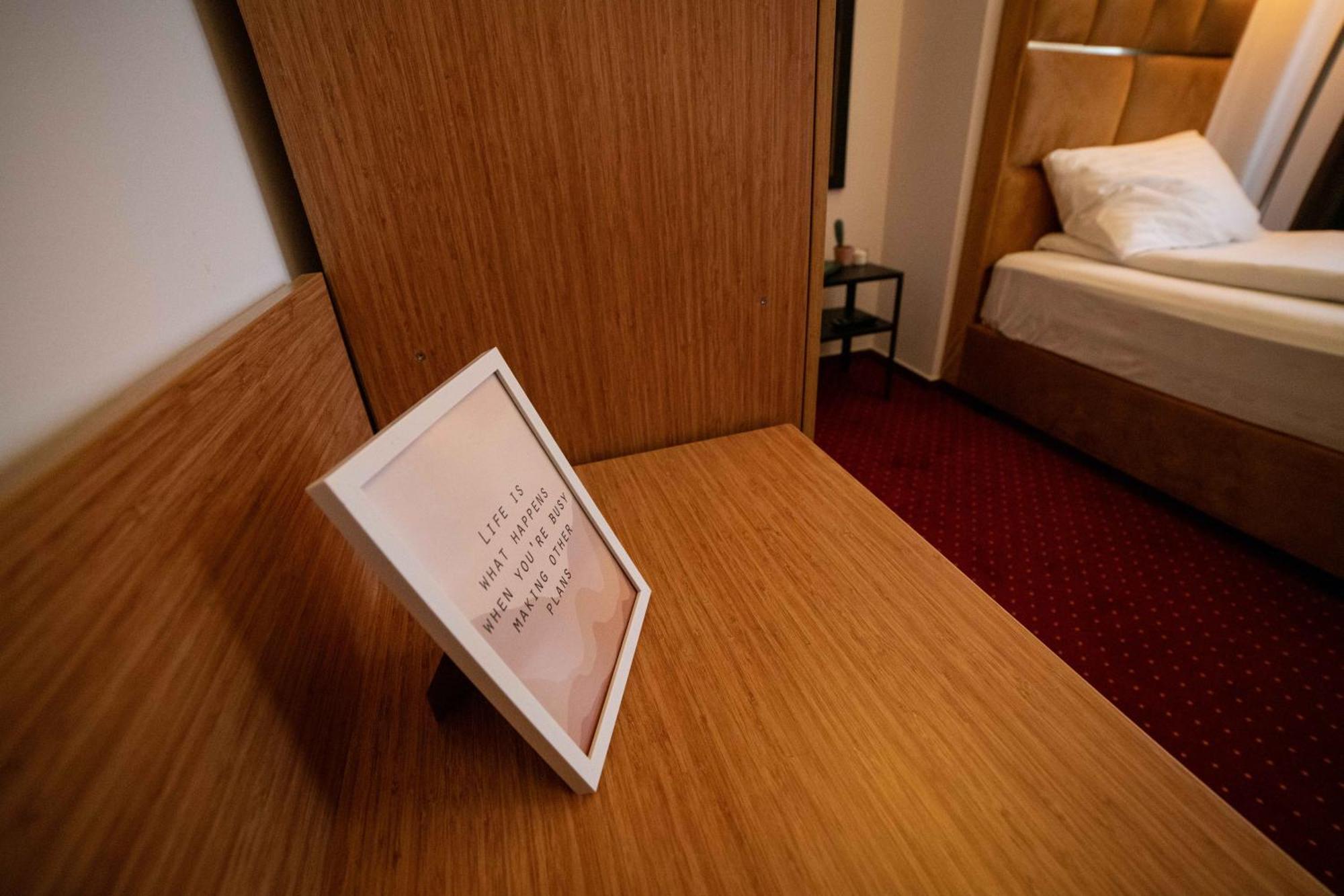 Bucharest Airport Accomodation Aparthotel Otopeni Εξωτερικό φωτογραφία