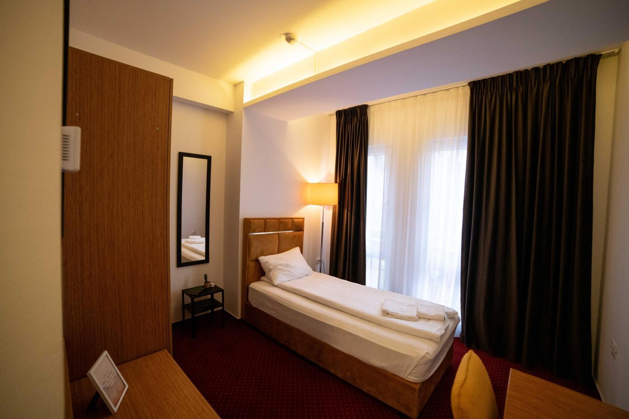Bucharest Airport Accomodation Aparthotel Otopeni Εξωτερικό φωτογραφία